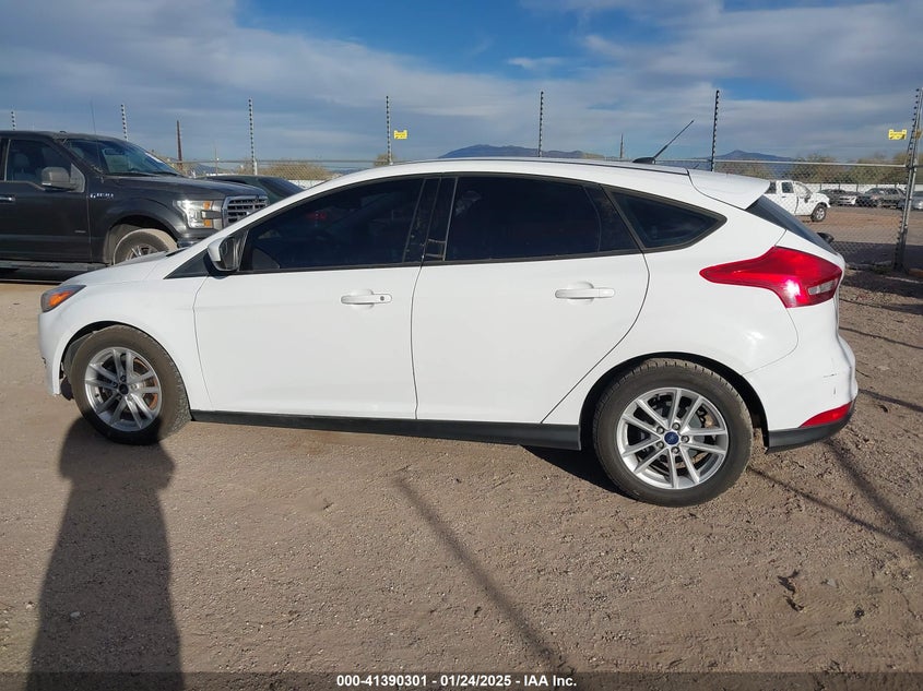 2018 FORD FOCUS VIN: 1FADP3K28JL262481