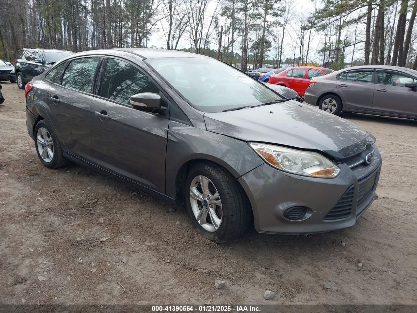 VIN 1FADP3F24EL124145 2014 FORD FOCUS no.1