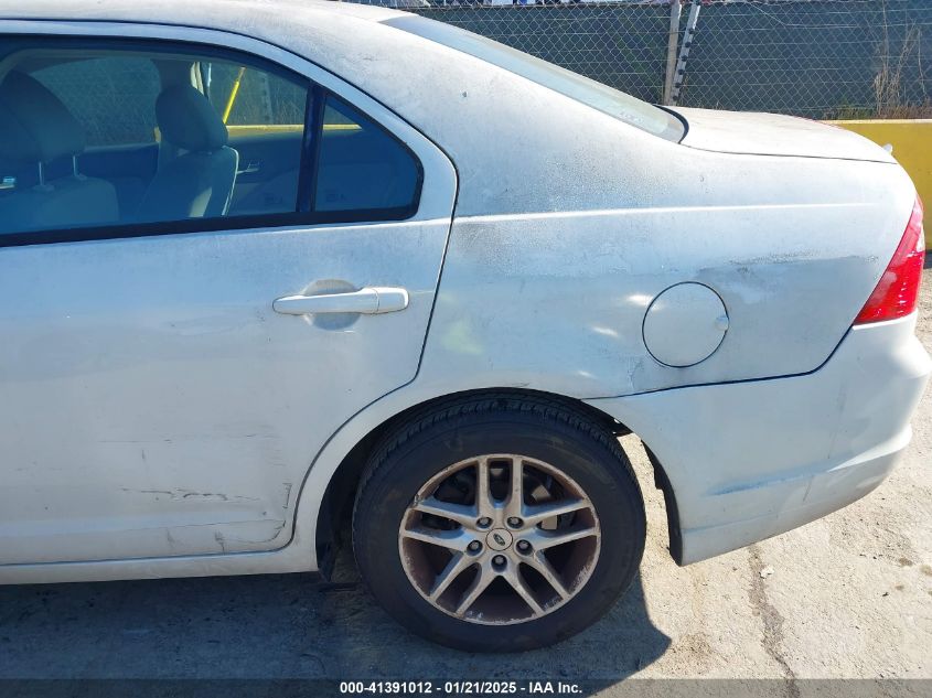 2012 Ford Fusion S VIN: 3FAHP0GA7CR138674 Lot: 41391012