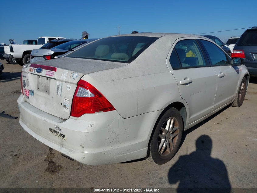 2012 FORD FUSION VIN: 3FAHP0GA7CR138674