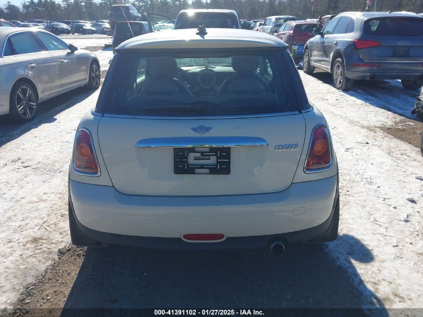 2007 Mini Cooper VIN: WMWMS33597TT52427 Lot: 41391102