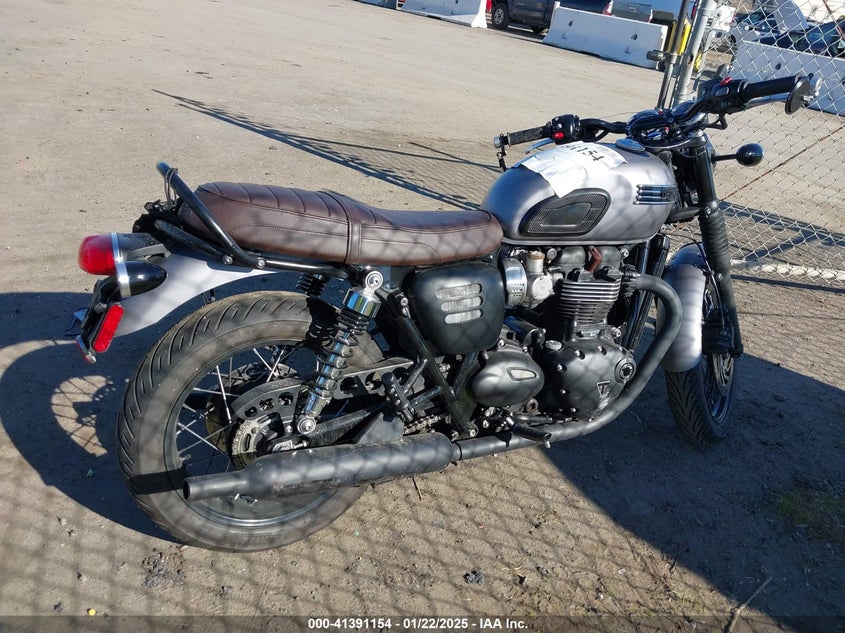 2018 TRIUMPH MOTORCYCLE BONNEVILLE T120/BLACK - SMTD40HL4JT867309