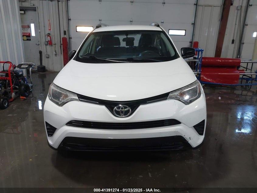 2016 TOYOTA RAV4 LE - JTMBFREV8GD185224