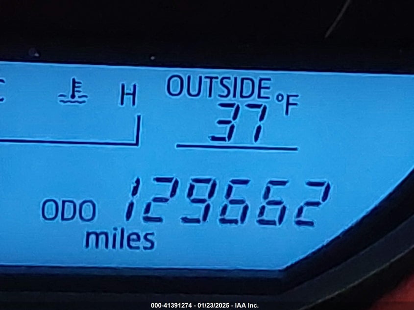 2016 TOYOTA RAV4 LE - JTMBFREV8GD185224