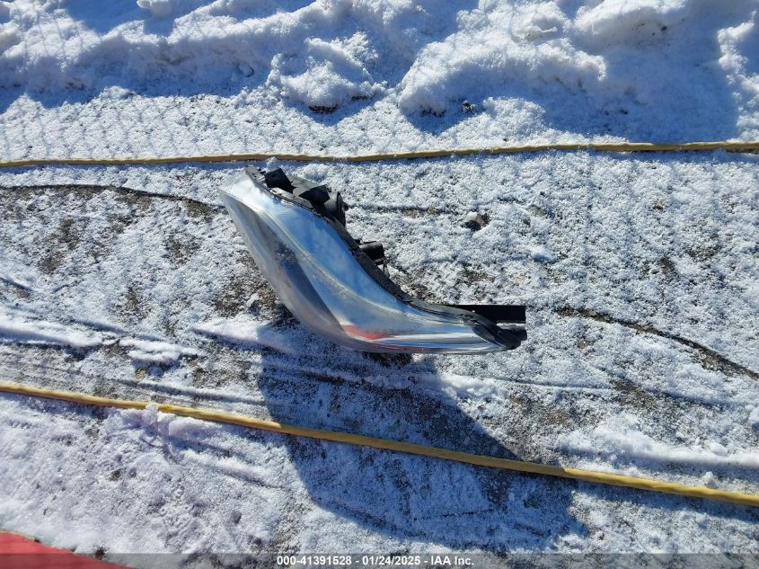 2013 Toyota Avalon Hybrid Xle Premium VIN: 4T1BD1EB8DU003896 Lot: 41391528