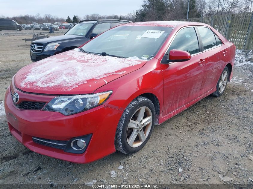 VIN 4T1BF1FK3EU842798 2014 Toyota Camry, SE no.2