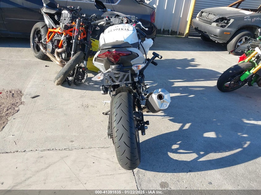 2025 KAWASAKI EX500 - ML5EXGG1XSDA43679