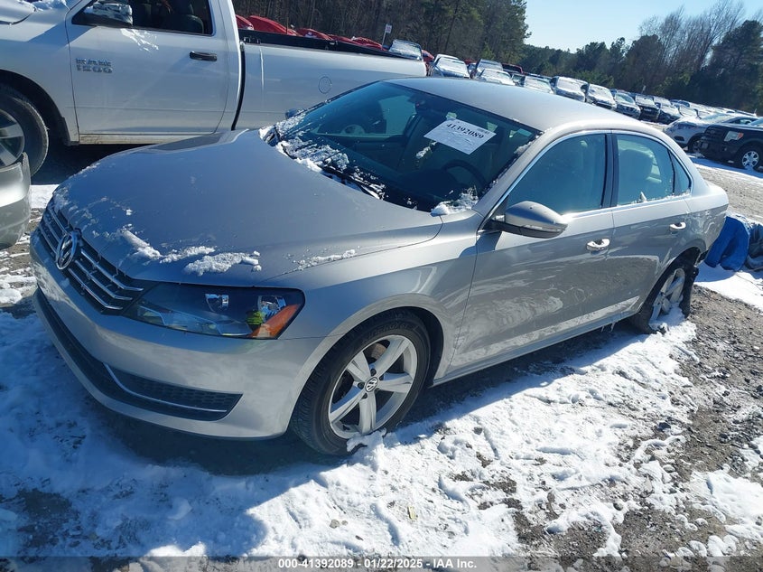 2012 VOLKSWAGEN PASSAT VIN: 1VWBP7A31CC052307
