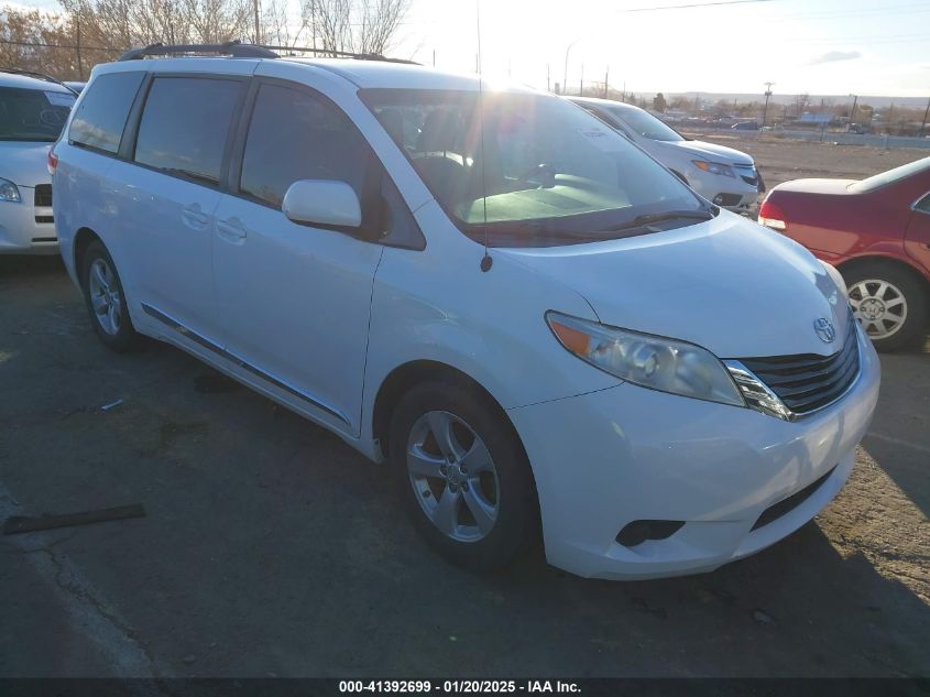 2014 TOYOTA SIENNA