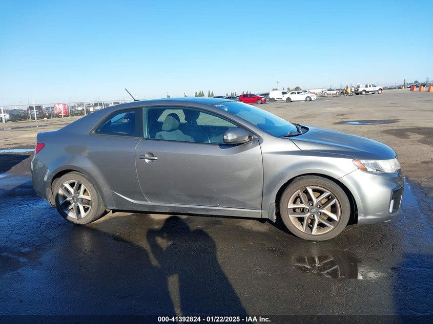 2010 KIA FORTE KOUP VIN: KNAFW6A30A5254085