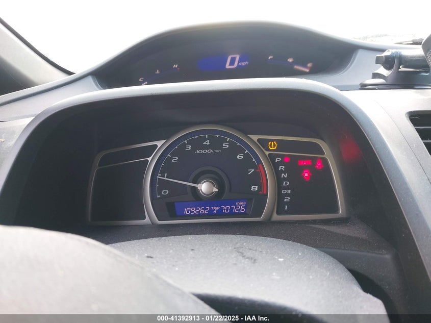 2011 HONDA CIVIC VIN: 19XFA1F30BE018040