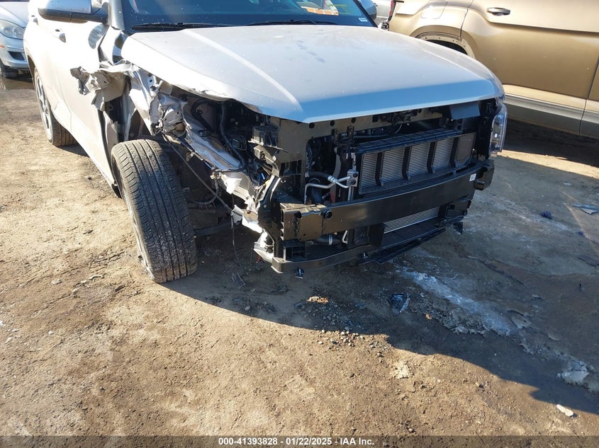 2024 HYUNDAI VENUE SEL - KMHRC8A31RU334335