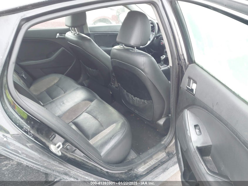 2012 KIA OPTIMA VIN: 5XXGR4A65CG066089