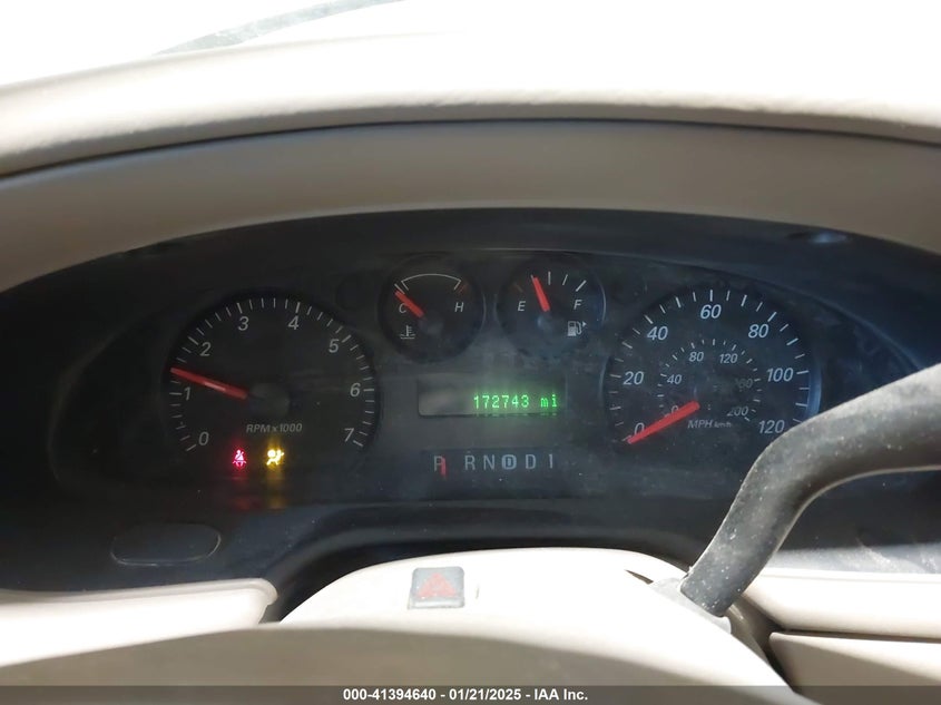 2006 FORD TAURUS VIN: 1FAFP53U36A258832