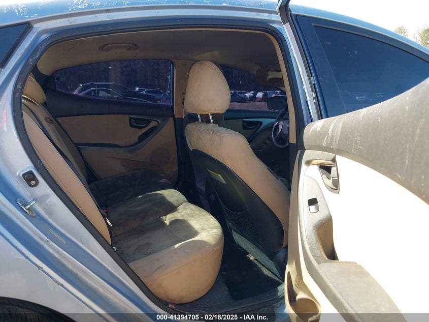2013 HYUNDAI ELANTRA VIN: KMHDH4AE8DU724413