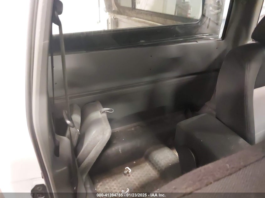 2011 FORD RANGER VIN: 1FTLR1FE5BPA81874