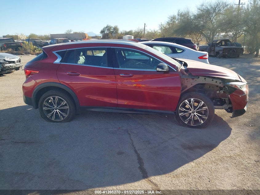 2017 INFINITI QX30 PREMIUM - SJKCH5CR2HA031864