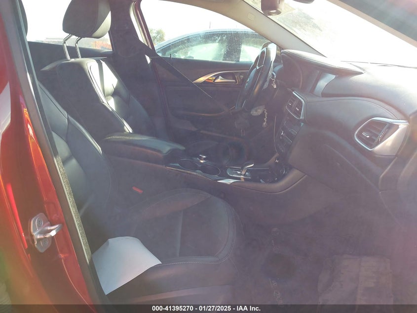 2017 INFINITI QX30 PREMIUM - SJKCH5CR2HA031864