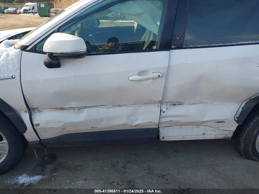 2019 TOYOTA RAV4 HYBRID LE - 2T3MWRFV6KW003233