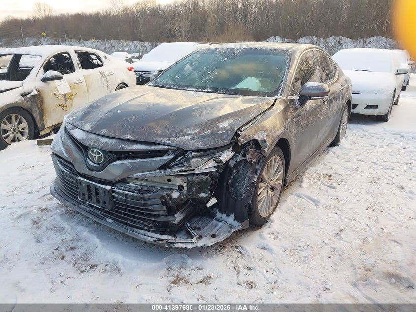 2018 TOYOTA CAMRY VIN: 4T1B11HK3JU156119