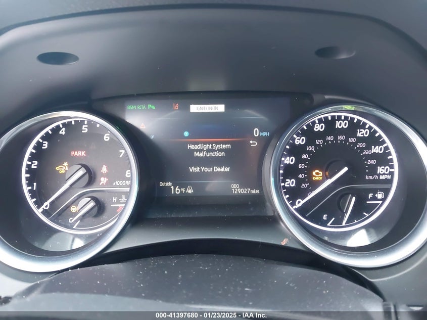 2018 TOYOTA CAMRY VIN: 4T1B11HK3JU156119