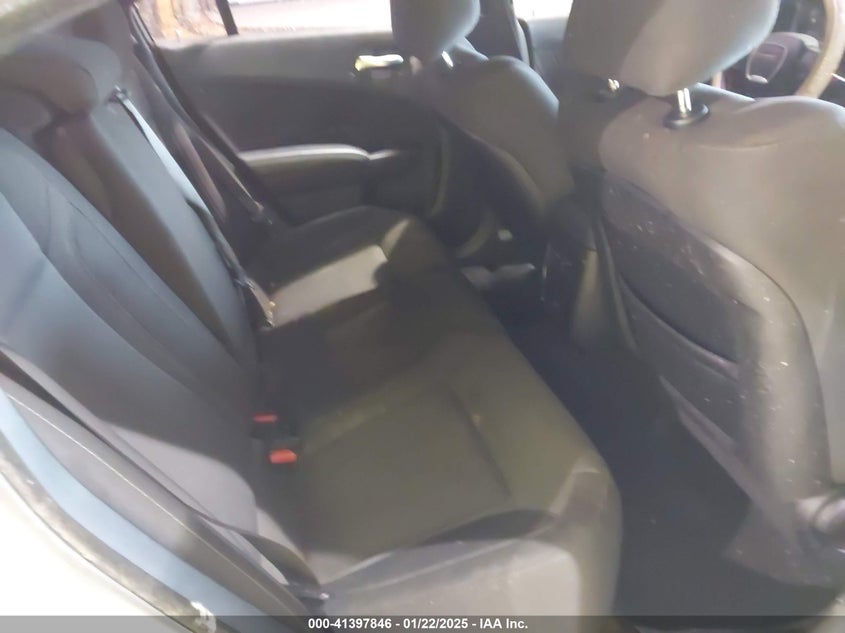 2019 DODGE CHARGER VIN: 2C3CDXBG5KH615473