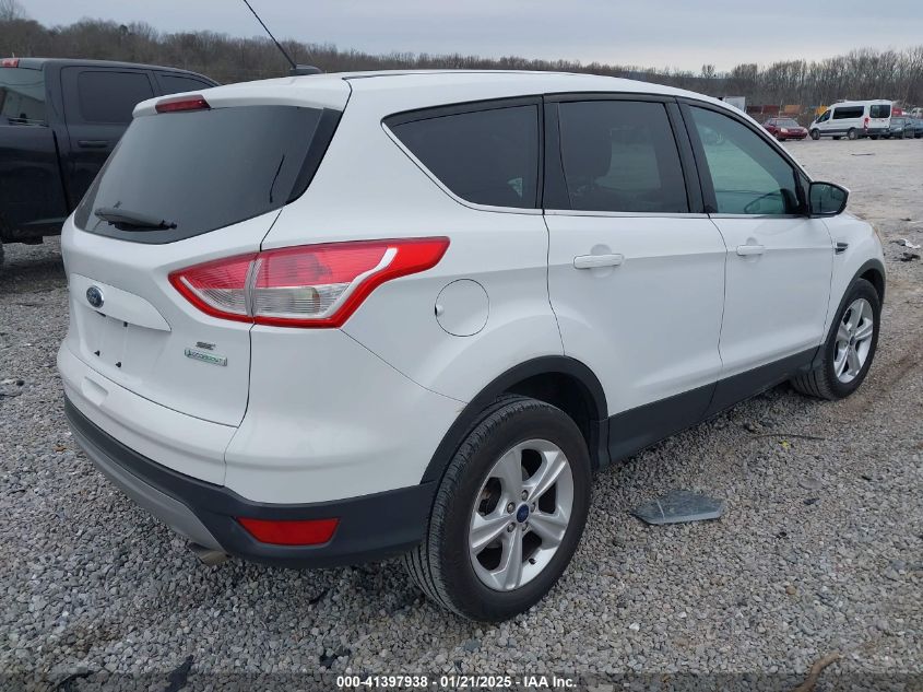 VIN 1FMCU0GX3FUB33840 2015 Ford Escape, SE no.4