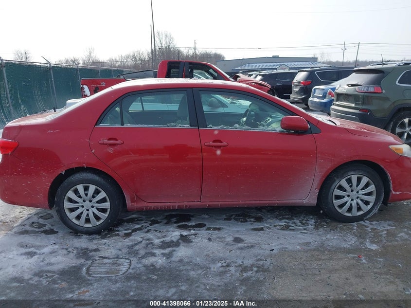 2013 TOYOTA COROLLA LE - 2T1BU4EEXDC025346