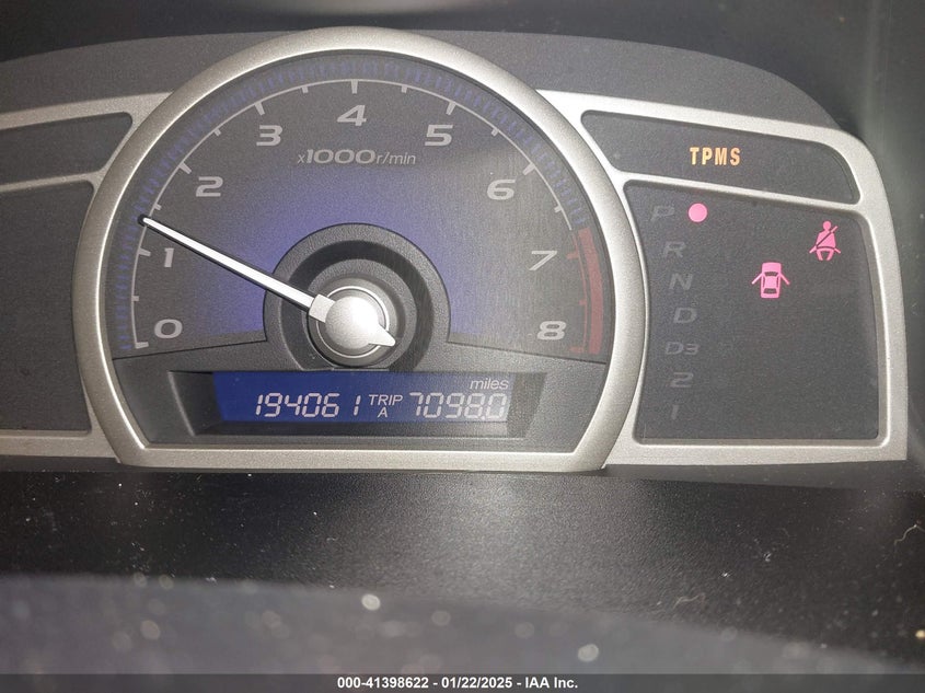 2011 HONDA CIVIC VIN: 19XFA1F51BE036208