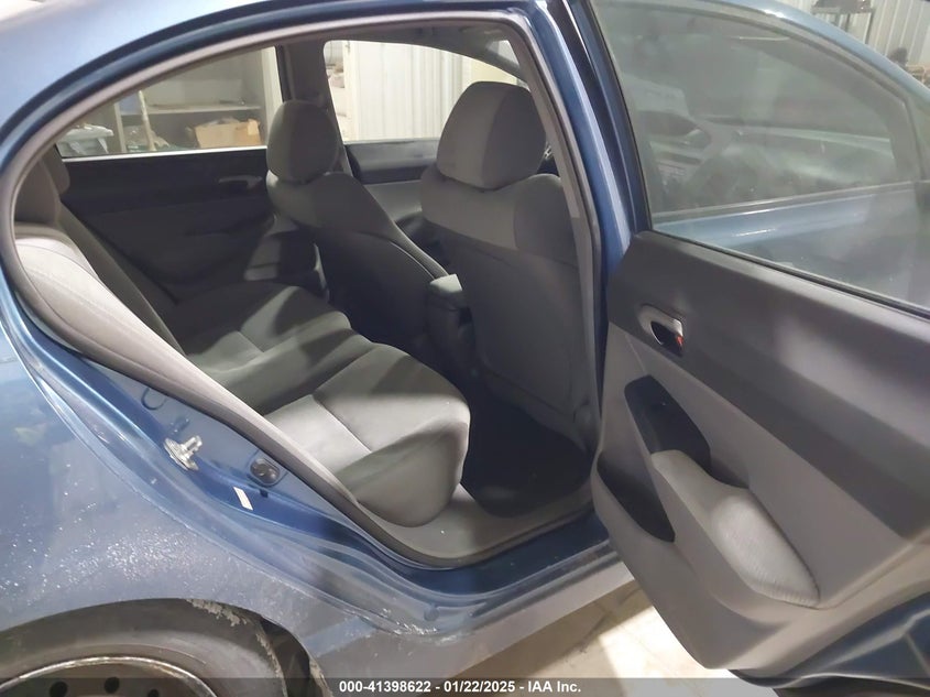 2011 HONDA CIVIC VIN: 19XFA1F51BE036208