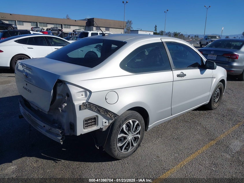 2008 FORD FOCUS VIN: 1FAHP32NX8W208281