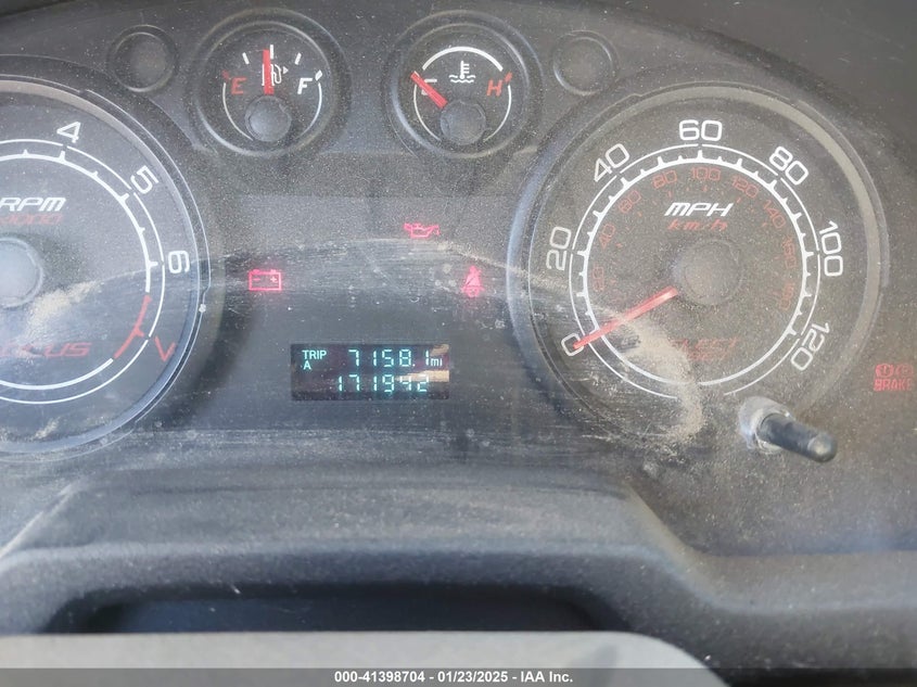 2008 FORD FOCUS VIN: 1FAHP32NX8W208281