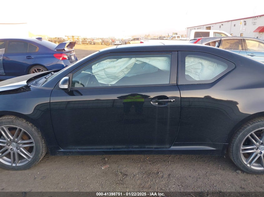2011 SCION TC VIN: JTKJF5C7XB3018654