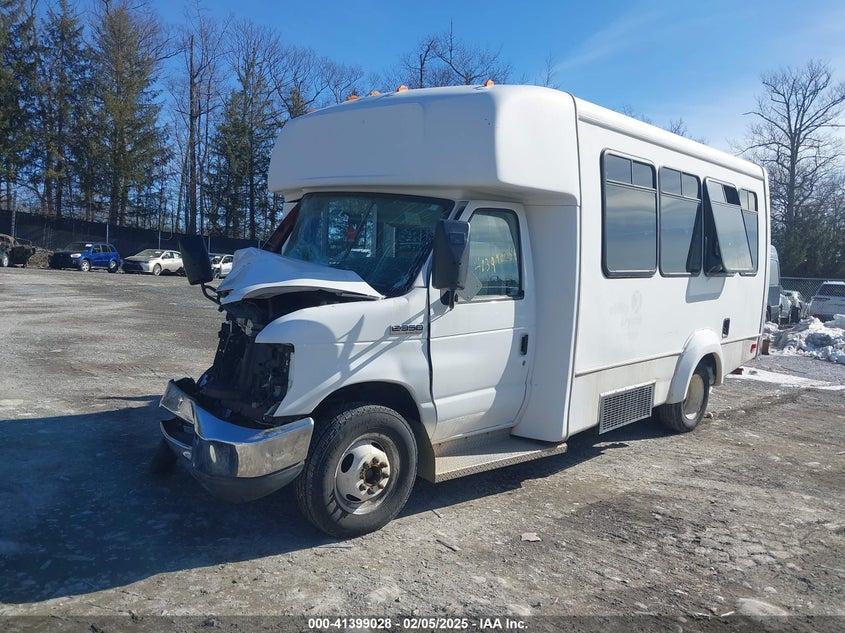 1FDEE3FS7ADB00409 2010 FORD ECONOLINE photo no. 2