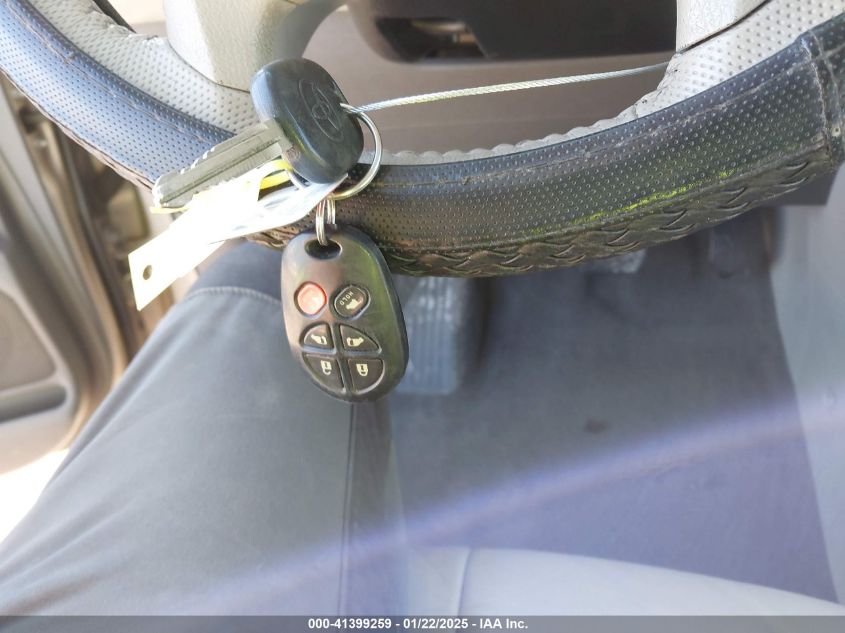 2011 Toyota Sienna Xle V6 VIN: 5TDYK3DC2BS070523 Lot: 41399259