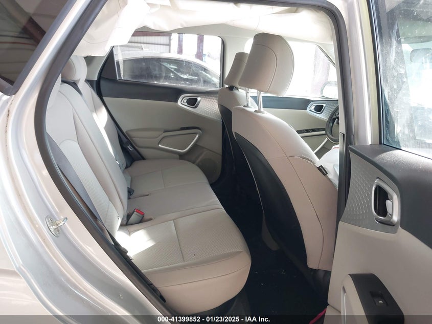 2021 KIA SOUL VIN: KNDJ23AU8M7756478