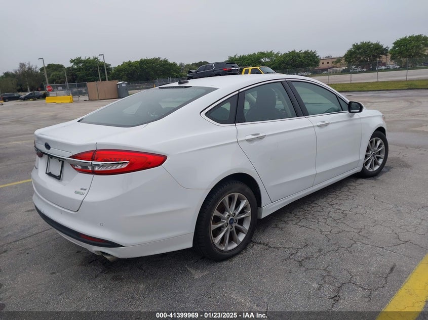 2017 FORD FUSION VIN: 3FA6P0HD1HR317302