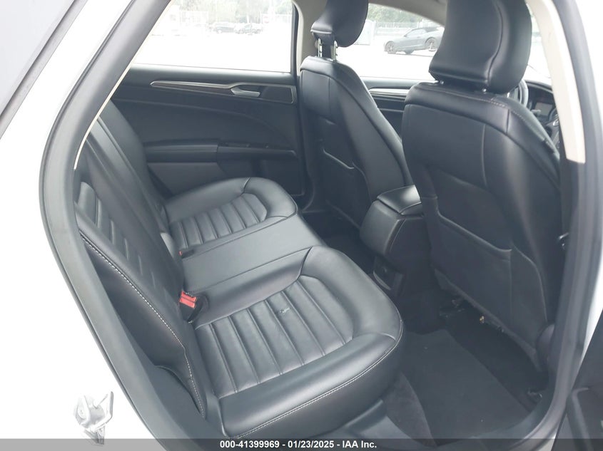 2017 FORD FUSION VIN: 3FA6P0HD1HR317302