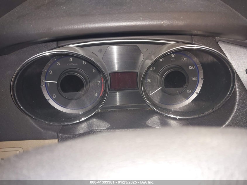 2014 HYUNDAI SONATA VIN: 5NPEB4AC5EH936819