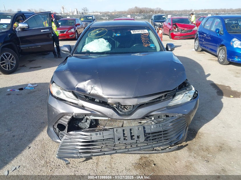 2018 TOYOTA CAMRY VIN: 4T1B11HK5JU005122