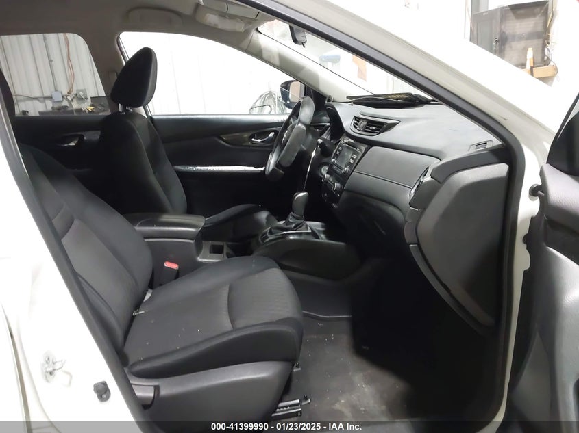 2017 NISSAN ROGUE S - JN8AT2MV5HW007570