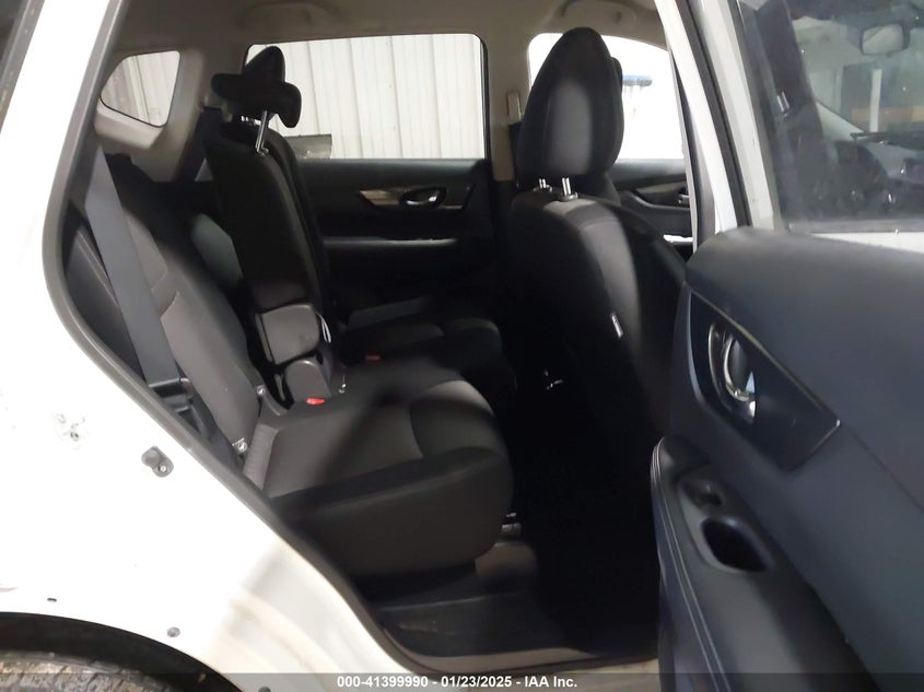 2017 NISSAN ROGUE S - JN8AT2MV5HW007570