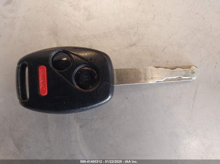 2008 HONDA CIVIC VIN: 1HGFA16528L066240