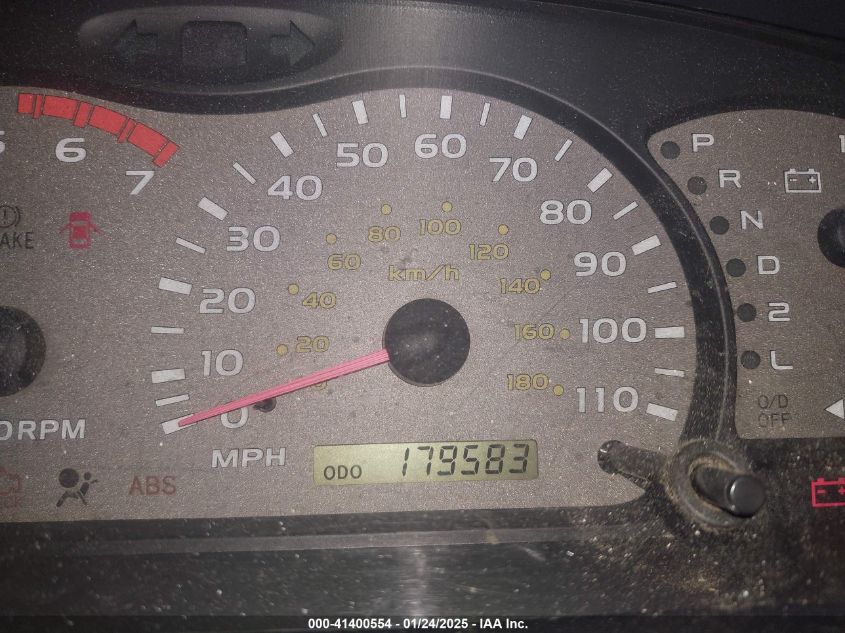 2003 Toyota Sequoia Sr5 VIN: 5TDBT44A03F138911 Lot: 41400554