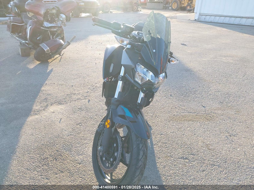 VIN JKAERKD18PDAP6656 2023 KAWASAKI ER400 D