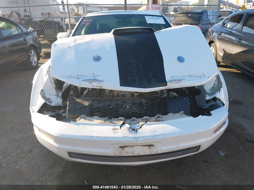 2007 FORD MUSTANG VIN: 1ZVFT80N075240462