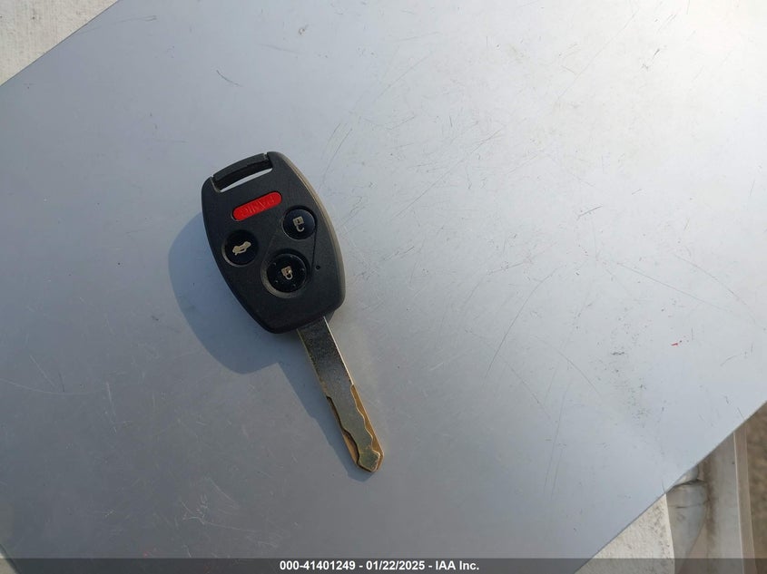 2012 HONDA ACCORD VIN: 1HGCS1B33CA009067