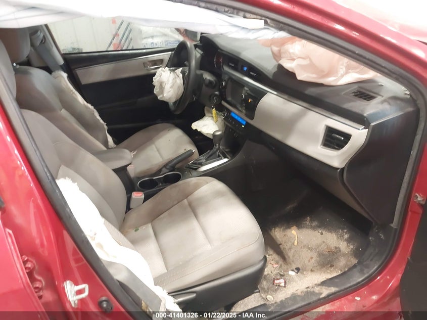 2015 TOYOTA COROLLA VIN: 5YFBURHE3FP212049