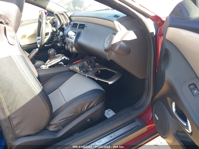 2011 CHEVROLET CAMARO VIN: 2G1FK3DJ1B9179045