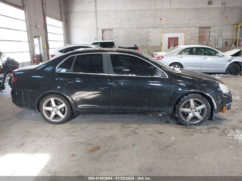 2008 VOLKSWAGEN JETTA VIN: 3VWRZ71K08M106704
